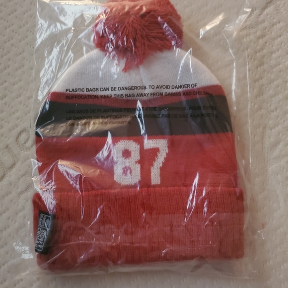 Sidney Crosby Tim Hortons Winter Toque - Picture 2 of 6